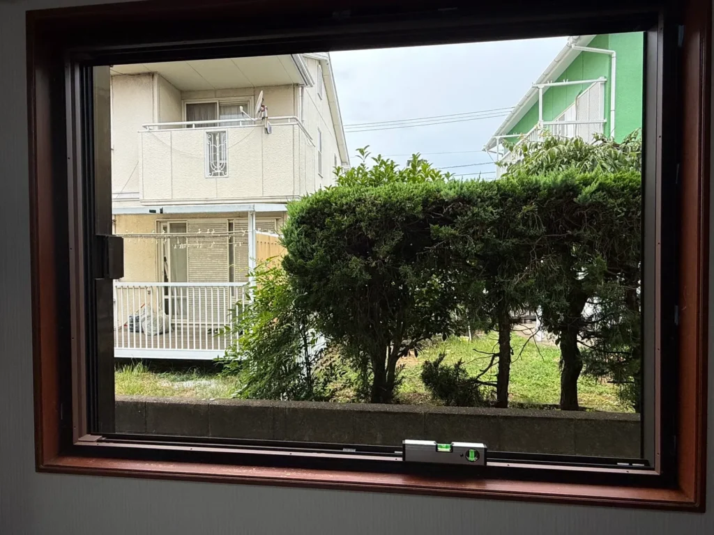 北九州市小倉南区|築42年の戸建てでダイニング・リビングの窓をLIXILインプラス・リプラスでリフォーム|窓断熱研究所